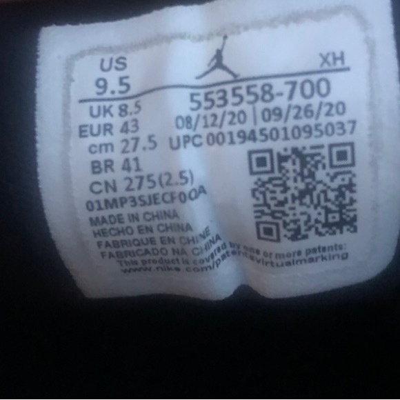 Nike Air Jordan’s 1’s Yellow and Black, like new still. I really good condition - Picture 8 of 13